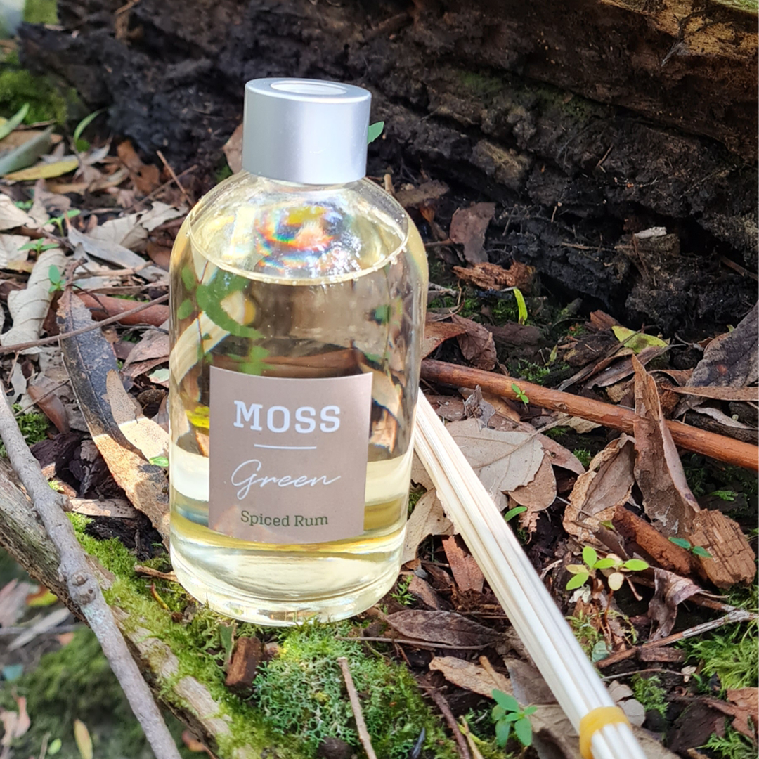 Spiced Rum Diffuser – MOSS Green